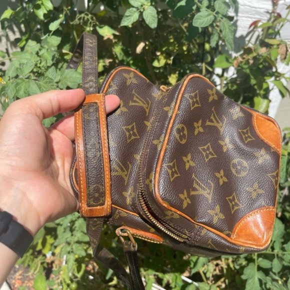 Louis Vuitton LV Shoulder Bag Amazon - Picture 14 of 15